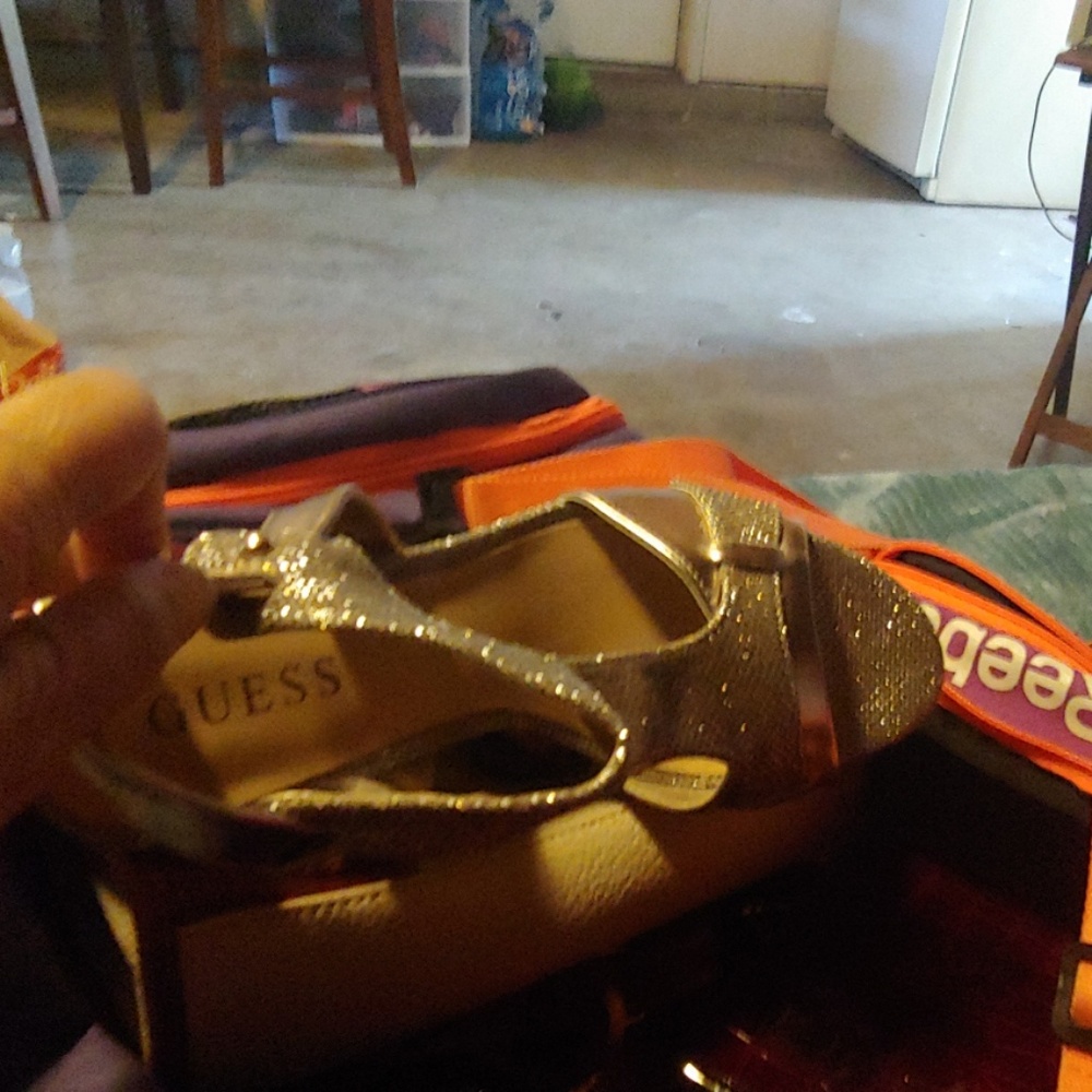 Shos